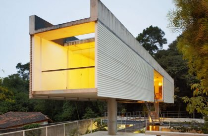 House in Carapicuiba | SPBR arquitetos