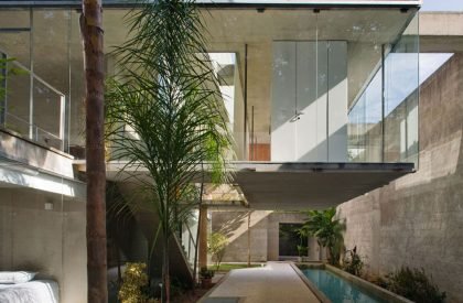 House in Carapicuiba | SPBR arquitetos