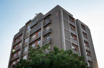 The Brick Storeys | DhyeyChag Architects