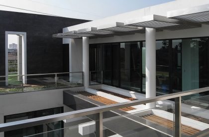 Thaphra House | Archimontage Design Fields Sophisticated