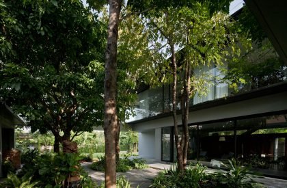 Kaset-Nawamin Residence | POAR (Patchara+Ornnicha ARchitects)