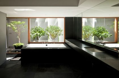 Kaset-Nawamin Residence | POAR (Patchara+Ornnicha ARchitects)