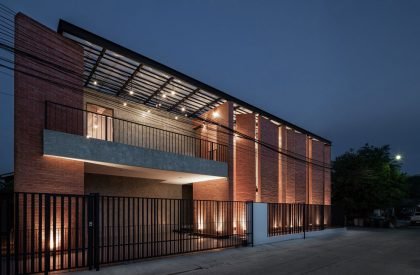 Pakkret House | Archimontage Design Fields Sophisticated