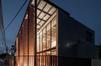 Pakkret House | Archimontage Design Fields Sophisticated