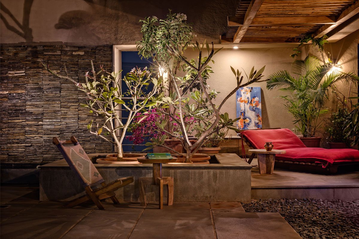 Veranda on a Roof | Studio Course