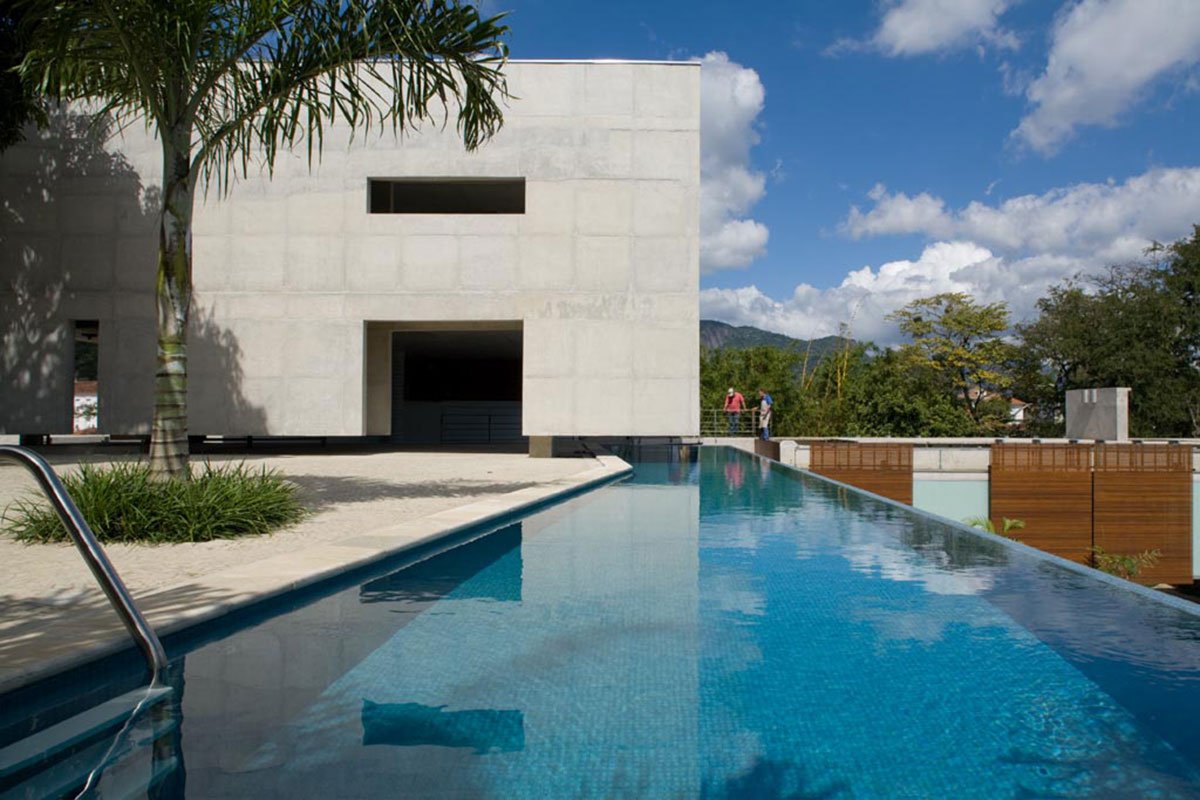 Casa em Santa Teresa | SPBR Arquitectos