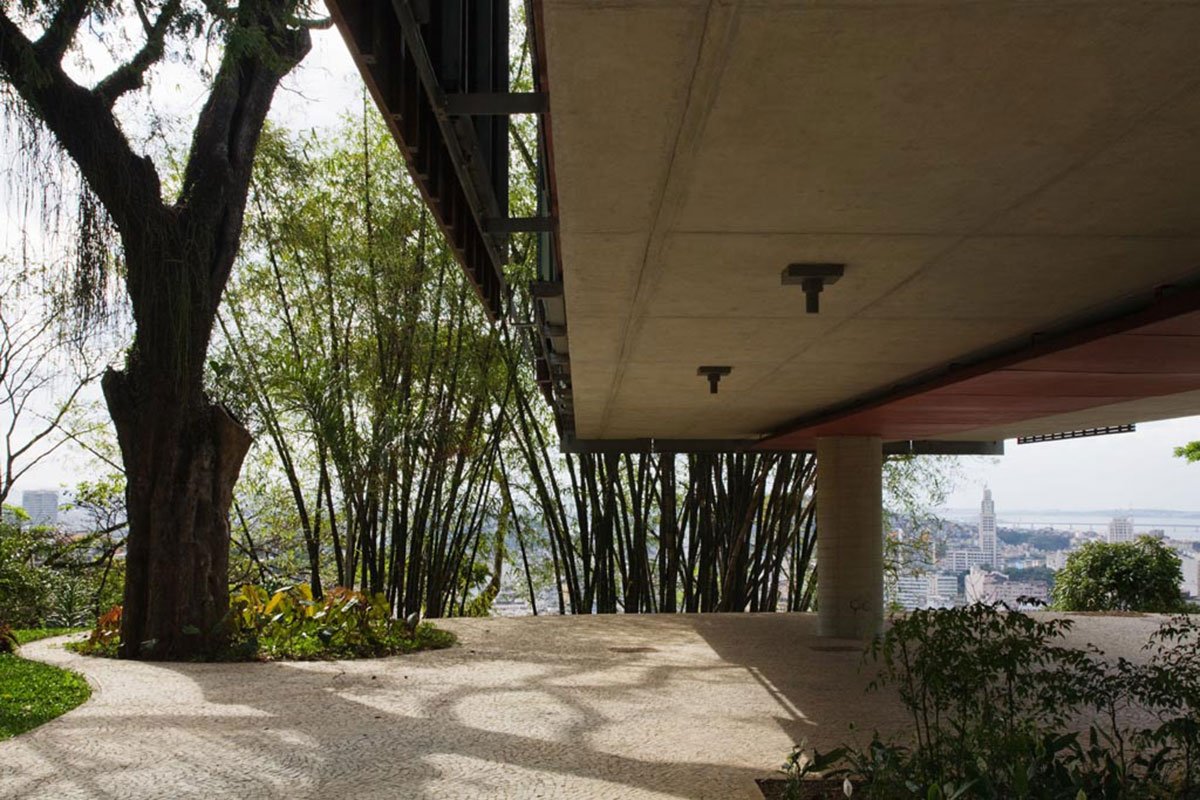 Casa em Santa Teresa | SPBR Arquitectos