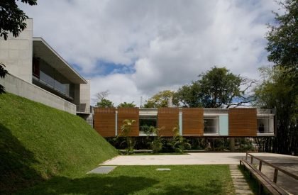 Casa em Santa Teresa | SPBR Arquitectos