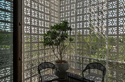 18 Screens | Nina & Sanjay Puri Architects