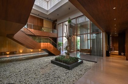 18 Screens | Nina & Sanjay Puri Architects