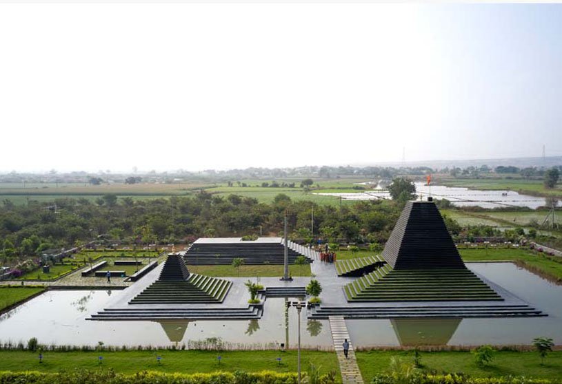 Balaji Temple (Temple of Steps) | Sameep Padora & Associates