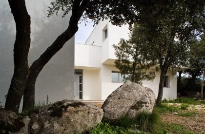 Pilar y el niño | ALPHA, Arquitectura, Ingeniería y Servicios S.L.