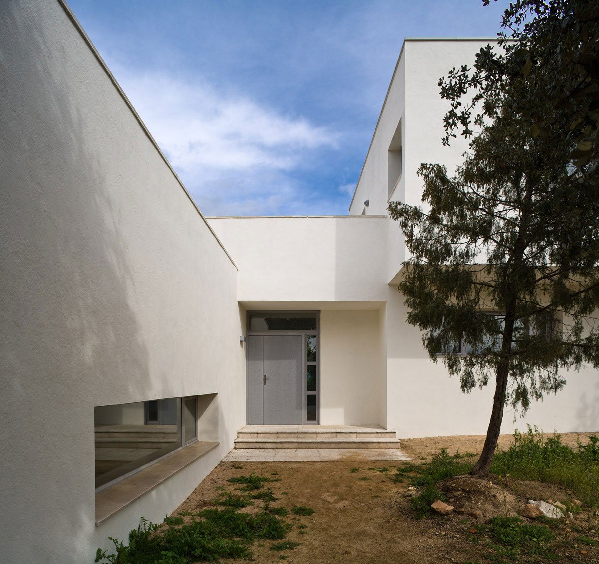 Pilar y el niño | ALPHA, Arquitectura, Ingeniería y Servicios S.L.