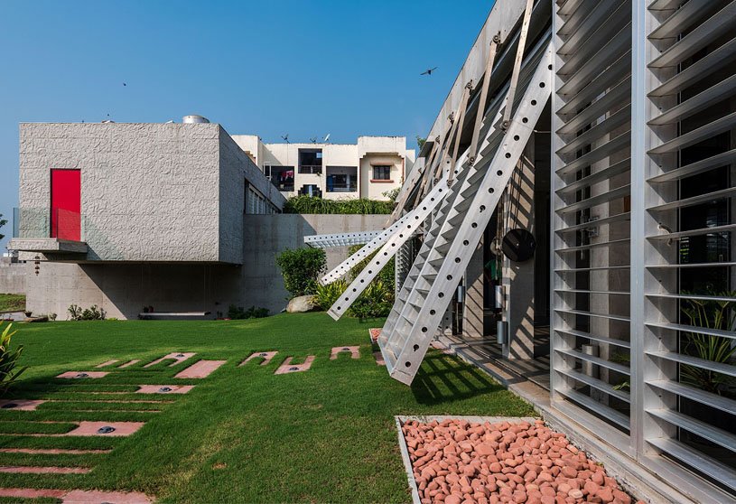 The Engineer’s House | EssTeam Design Services LLP