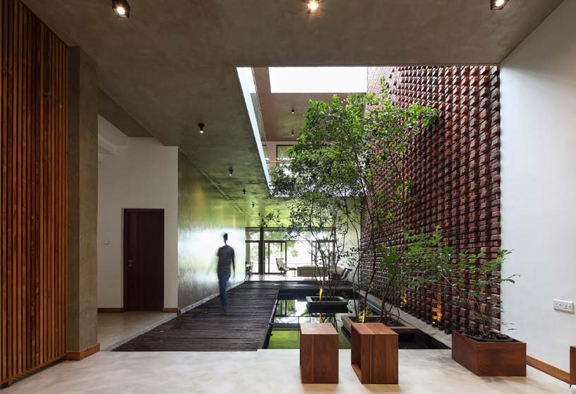 “House of Silence“ | Damith Premathilake Architects