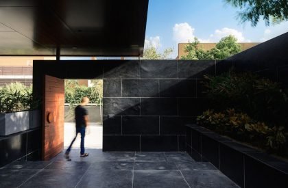 VS House | Studio Saransh