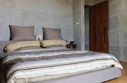 Bare minimalist | Realrich Architecture Workshop