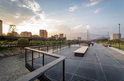 Parques del Rio Medellín (Medellin river park) | Cauce Arquitectura del Paisaje + Juan David Hoyos