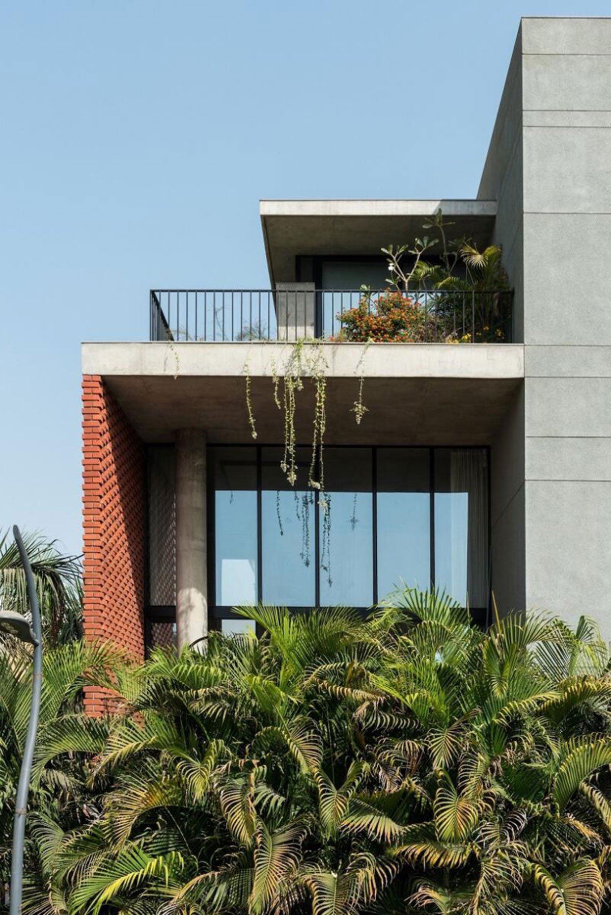 Brick Curtain House | Design Work Group