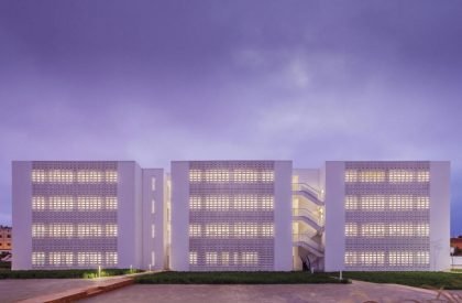 Concrete phrontistery | Tarik Zoubdi Architecte & Mounir Benchekroun Architect