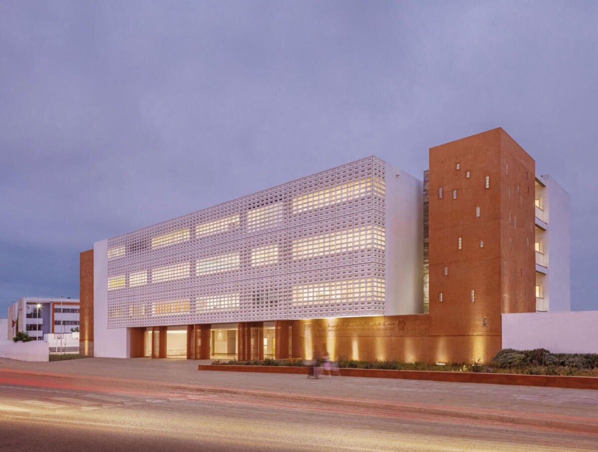 Concrete phrontistery | Tarik Zoubdi Architecte & Mounir Benchekroun Architect