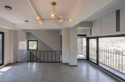Gray Villa | White Cube Atelier