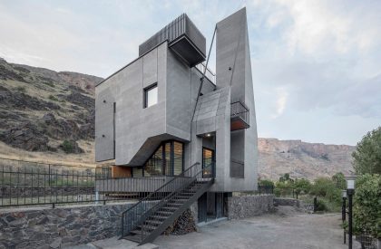 Gray Villa | White Cube Atelier