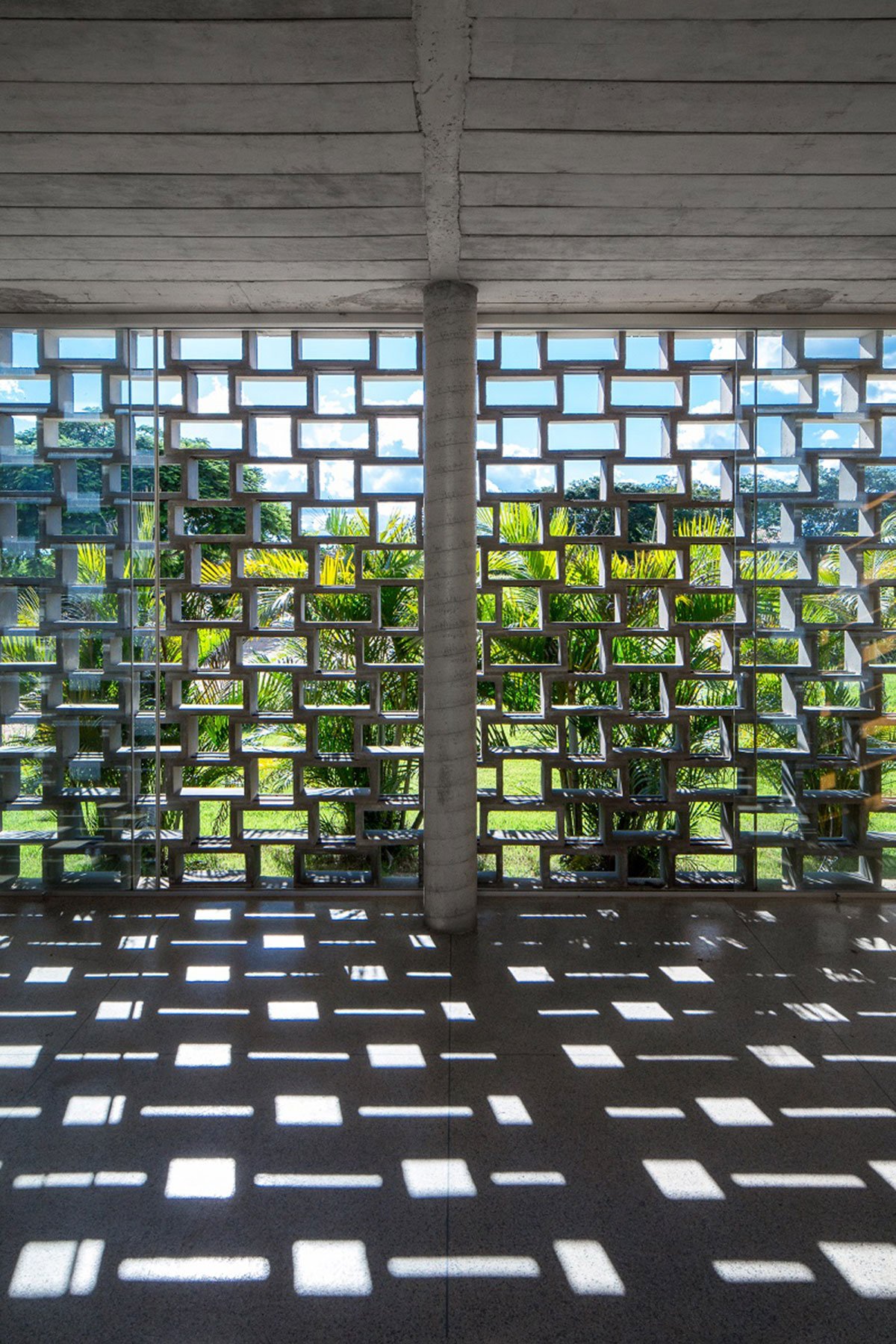 Refectory & Dressing Room | Bruno Rossi Arquitetos + Andre Scarpa Arq