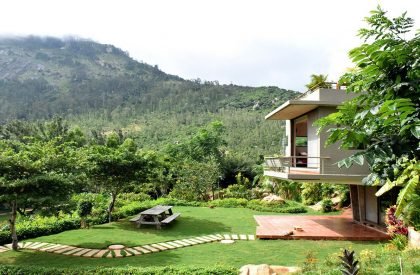 Rolling Stones Estate | Meeta Jain Architects