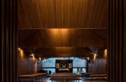 UHP Synagogue | Equipo de Arquitectura