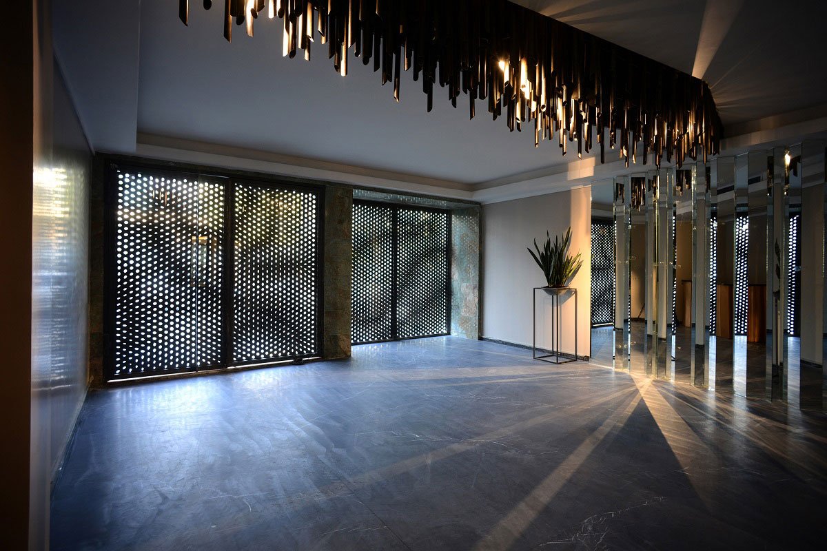 Niloofar 22 | Studio Saheb