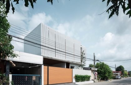 House Enfold | TOUCH Architect