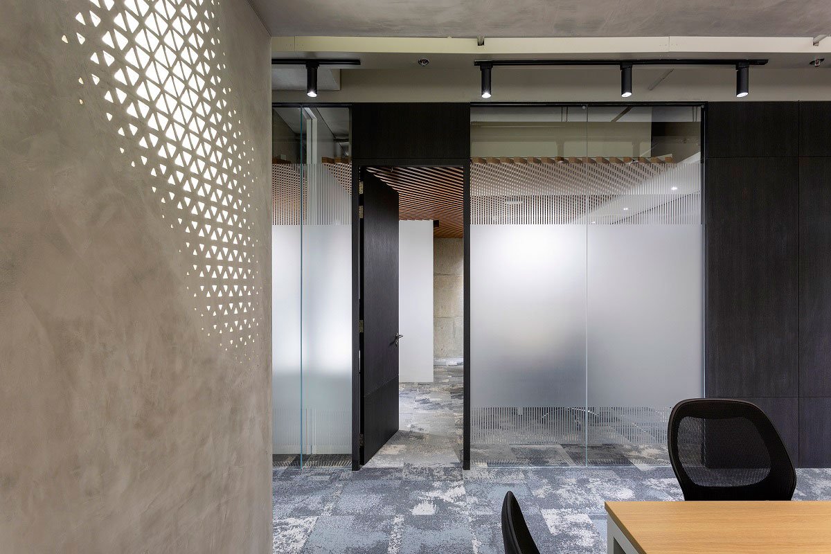 Mitsubishi Corporation Dhaka Office | Roofliners_Studio of Architecture