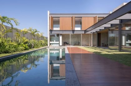 Ribas House | Estudio MRGB