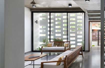 White Skube House | Srijit Srinivas – ARCHITECTS