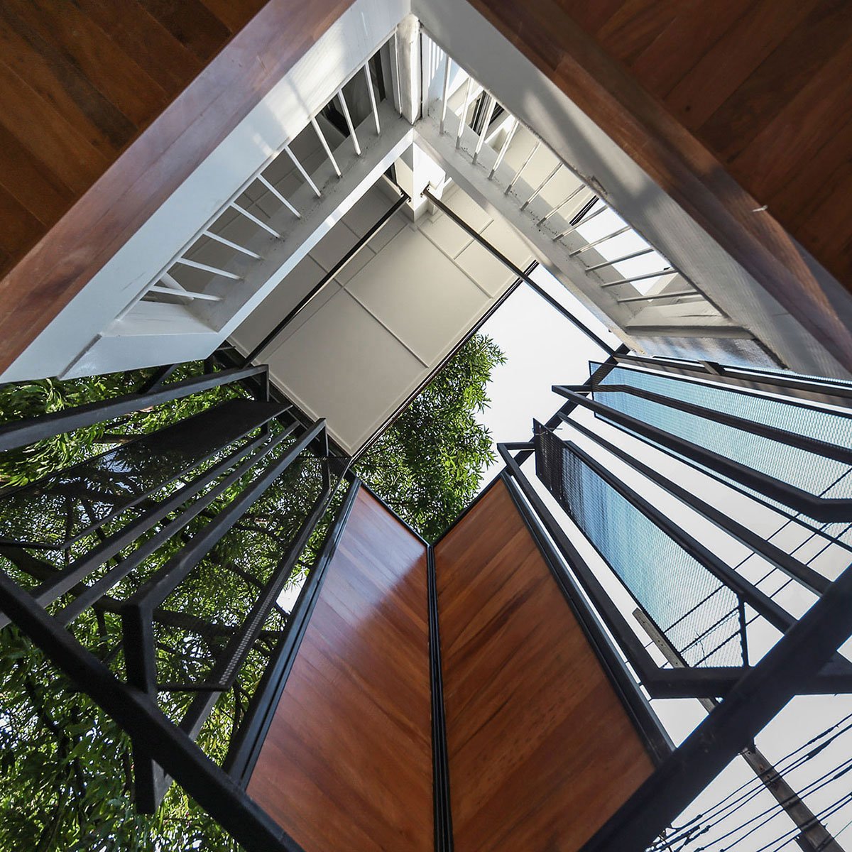 PLAA-GUT restaurant | Touch Architects