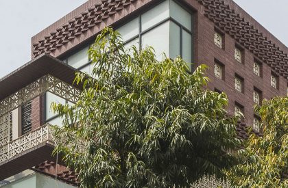 Arrayed House | Studio AVT