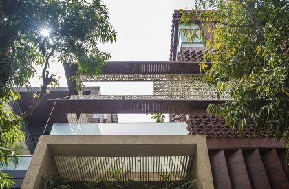 Arrayed House | Studio AVT