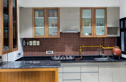 #902 | Comaprtment S4