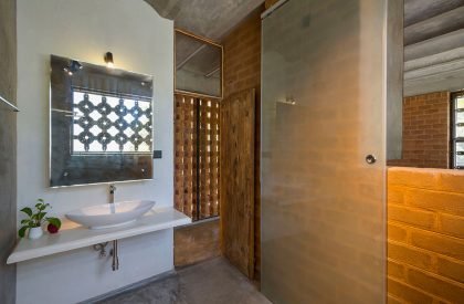 IHA Residence | Wallmakers