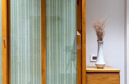 #902 | Comaprtment S4