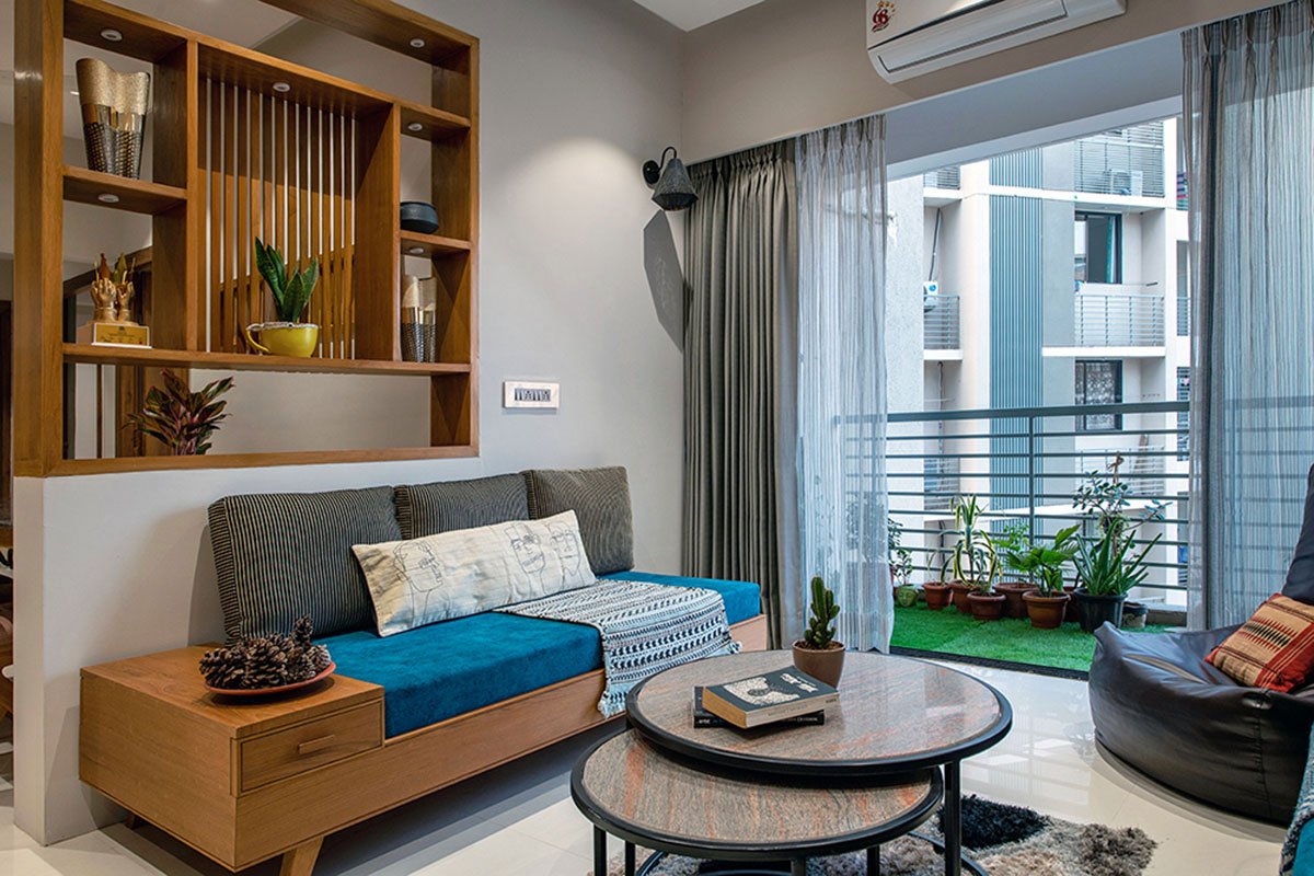 #902 | Comaprtment S4