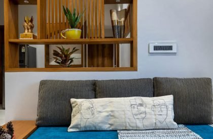 #902 | Comaprtment S4