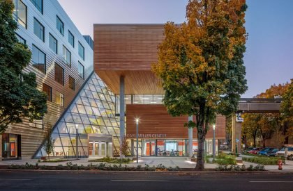 Karl Miller Center | SRG Partnership + Behnisch Architekten