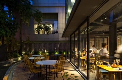 Pizza 4P’s Phan Ke Binh | Takashi Niwa Architects