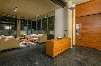 T house | Associated Architects Pvt. Ltd.