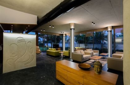 T house | Associated Architects Pvt. Ltd.