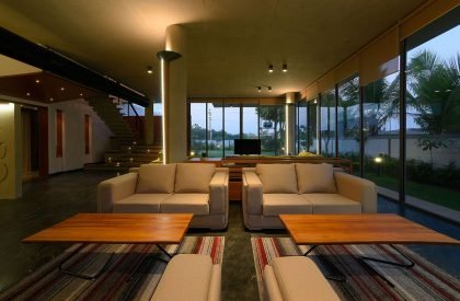T house | Associated Architects Pvt. Ltd.