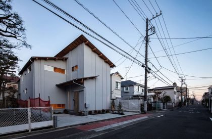 Two houses in Minamirinkan | Design Associates Nakamura