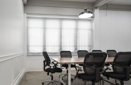 Vibhavadi Office | Archimontage Design Fields Sophisticated